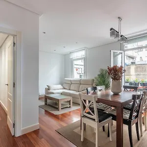 apartamento-la-alameda-de-indautxu.bilbaohotelsspain.com/